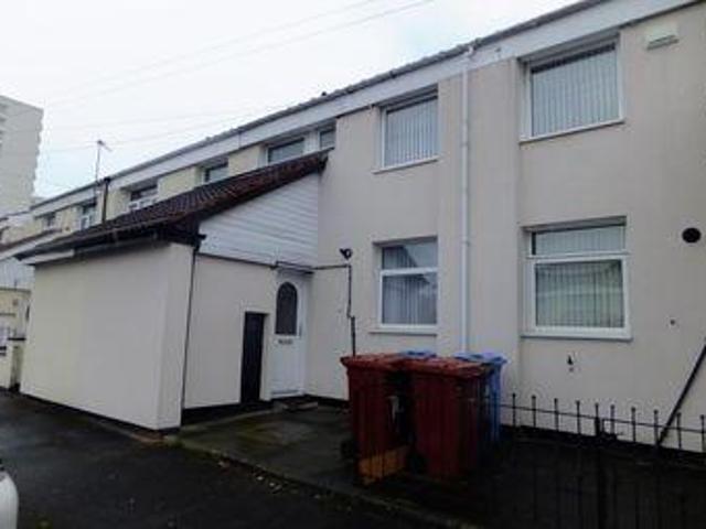 House for rent in Calderstones