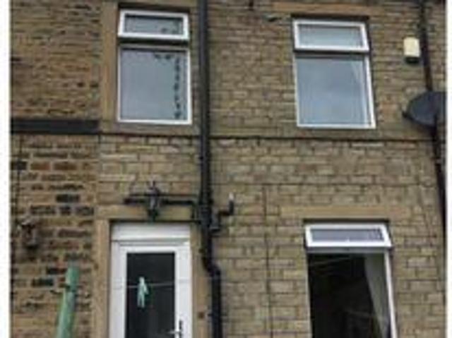 House for rent in Huddersfield, West Yorkshire