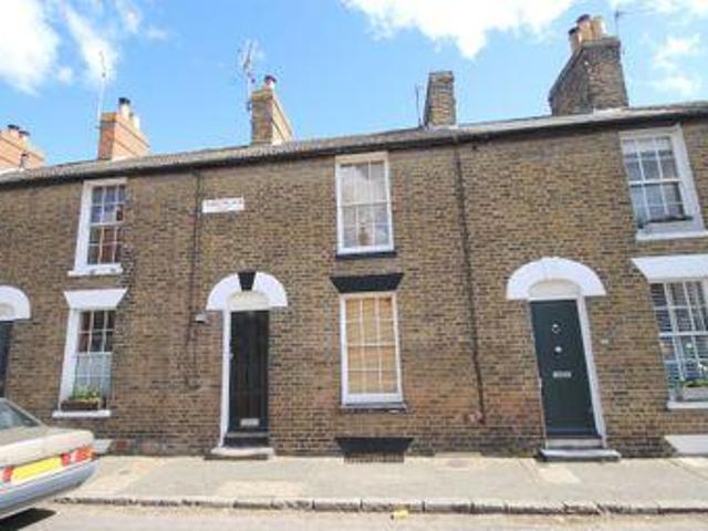 House for sale in Oad Street, Kent
