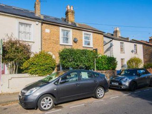 House for sale in Kingston Upon Thames, Greater London