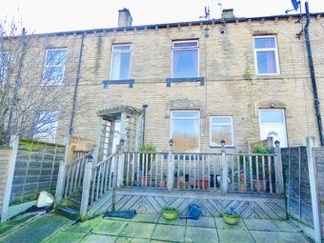 House for sale in Batley, West Yorkshire