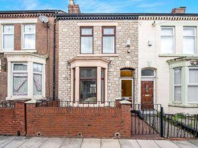 House for sale in Calderstones