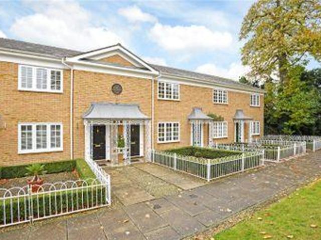House for sale in Weybridge, Elmbridge