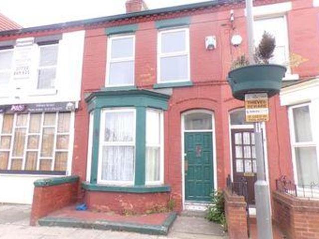 House for sale in Calderstones