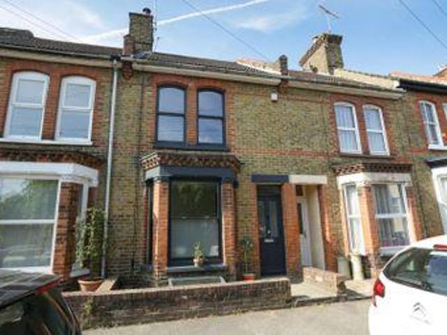 House for sale in Oad Street, Kent