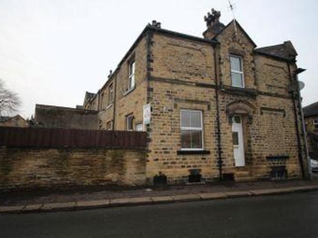 House for sale in Elland, West Yorkshire