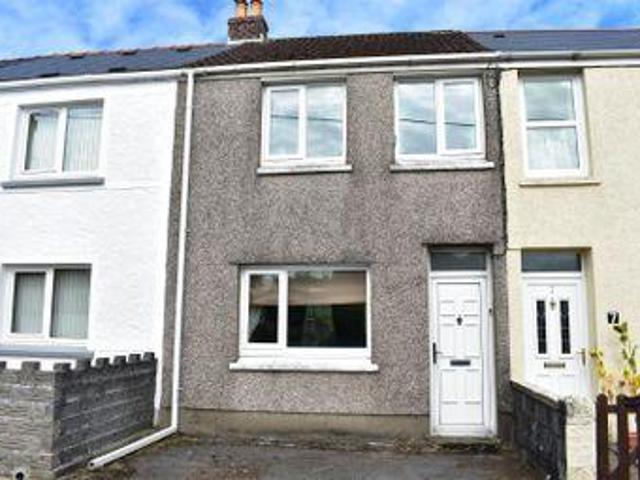 House for sale in Ammanford, Wales