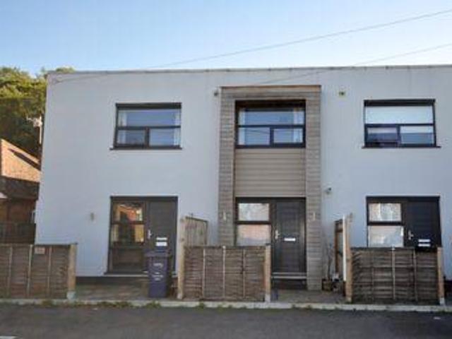 House for sale in Fole, Surrey