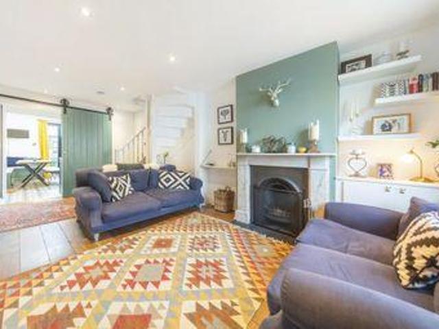 House for sale in Deepcut, Surrey