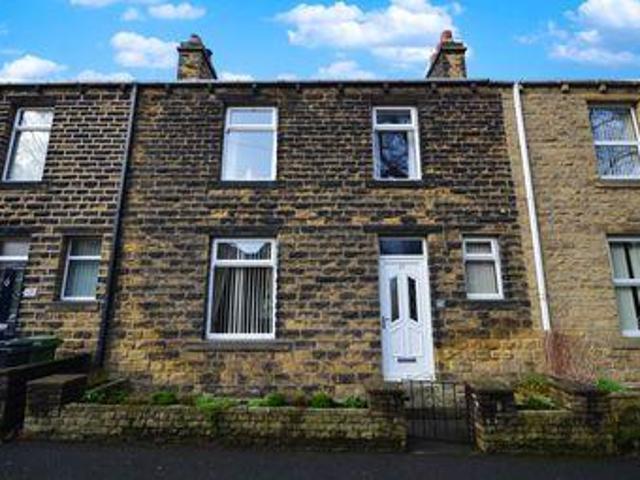 House for sale in Huddersfield, West Yorkshire