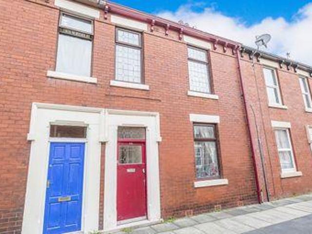 House for sale in Higher Bartle, Lancashire