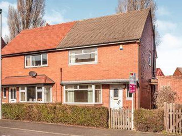 House for sale in Dewsbury, West Yorkshire