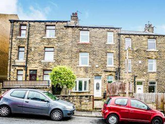 House for sale in Halifax, Calderdale