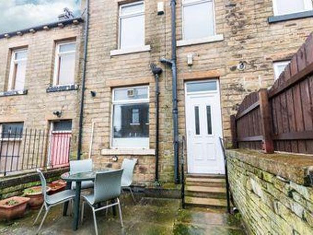 House for sale in Halifax, West Yorkshire