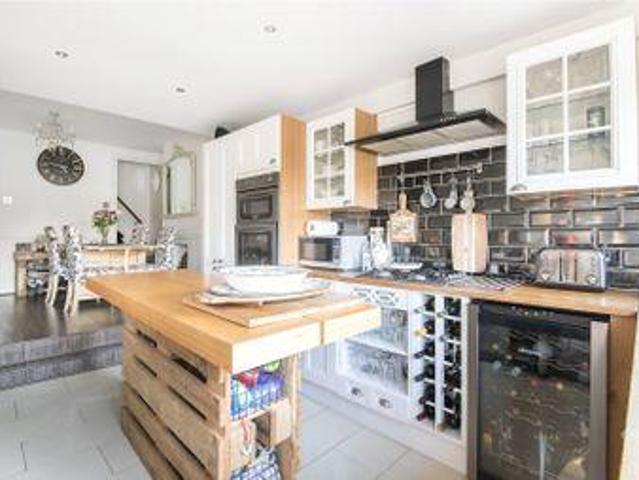 House for sale in Uxbridge, Greater London