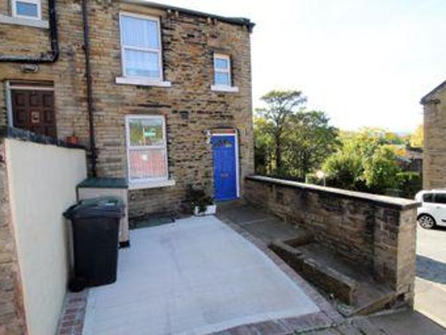 House for sale in Brighouse, West Yorkshire