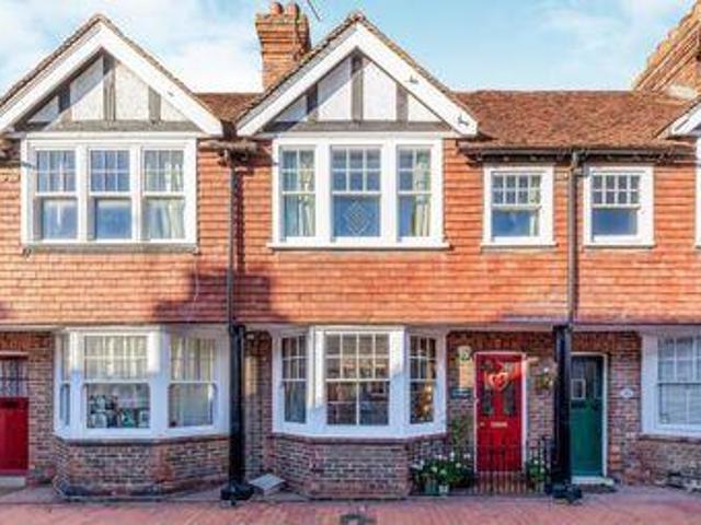 House for sale in Heathlands, East Sussex