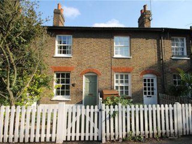 House for sale in Twickenham, Greater London