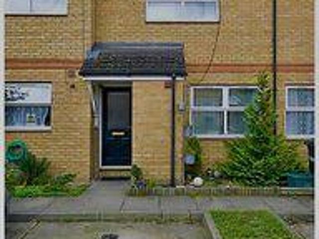 House for sale in Greater London