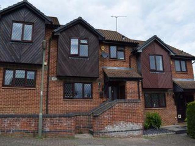 House for sale in Heol-las, Surrey