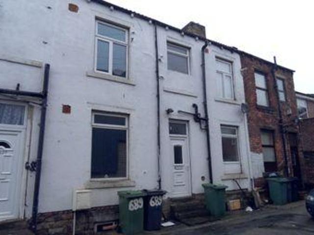 House for sale in Dewsbury, West Yorkshire