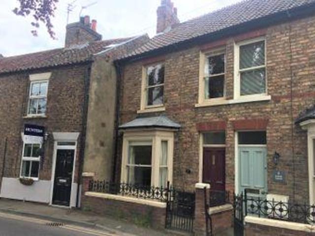 House for sale in High Field, York