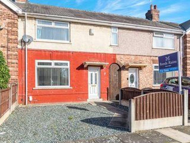 House for sale in Widnes, Liverpool City Region