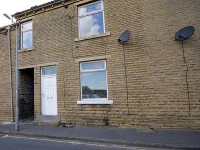House for sale in Brighouse, West Yorkshire