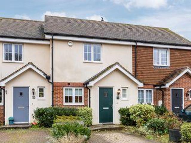 House for sale in Hillview, Surrey