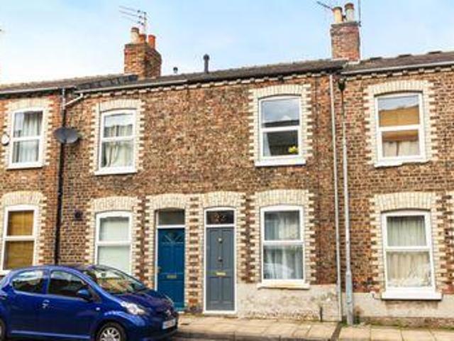 House for sale in High Field, York