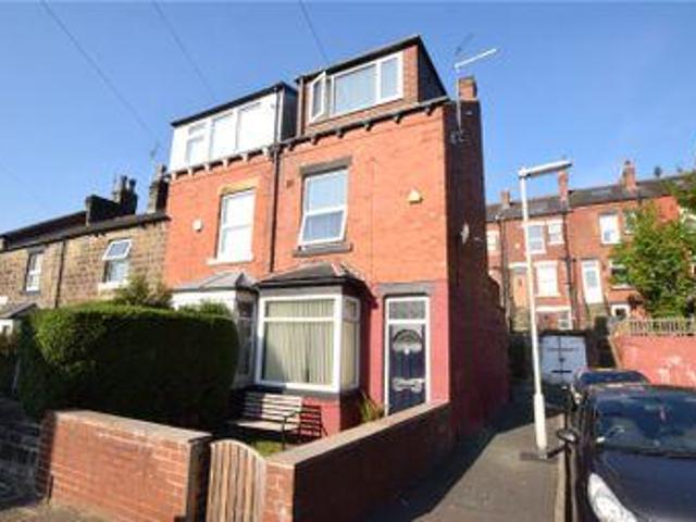 House for sale in Leeds, West Yorkshire