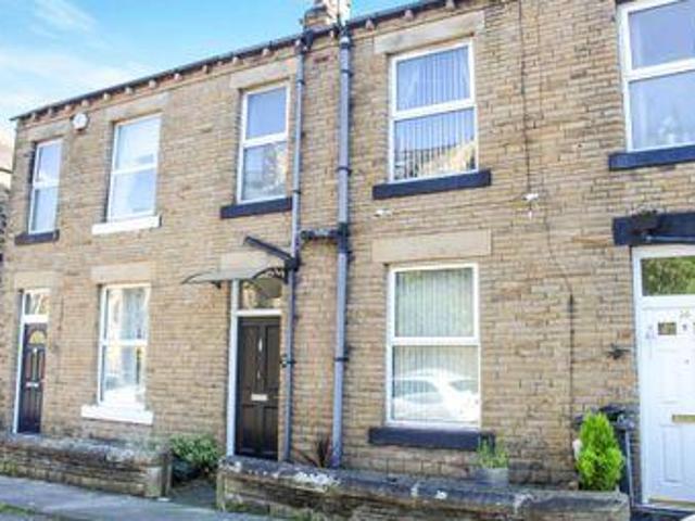 House for sale in Batley, West Yorkshire