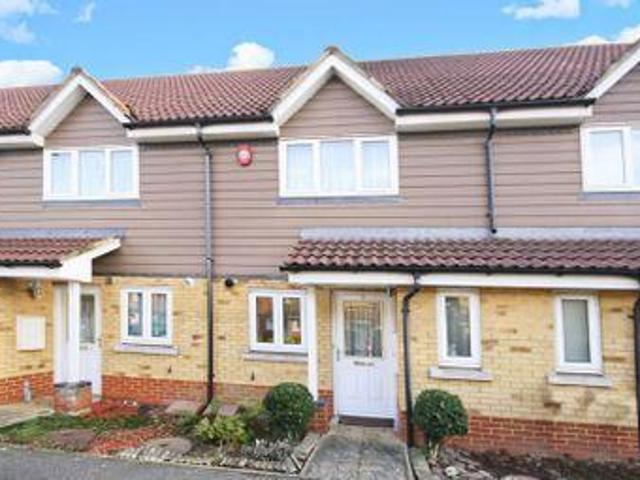 House for sale in Northolt, Greater London