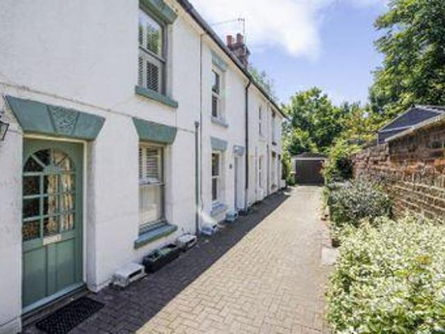 House for sale in Thames Ditton, Elmbridge