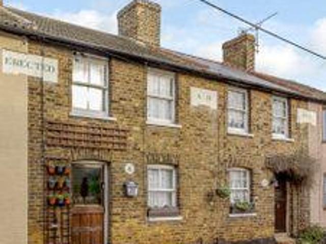 House for sale in Tilbury, Essex