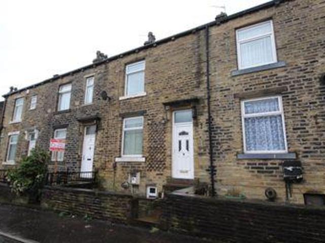 House for sale in Halifax, West Yorkshire
