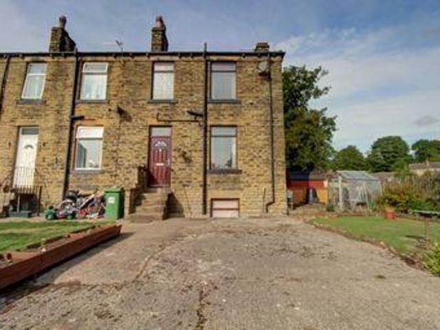 House for sale in Mirfield, West Yorkshire