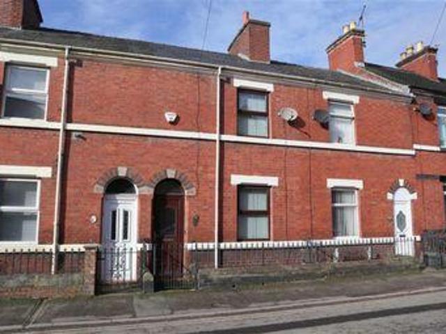 House for sale in Kingsley Moor, Staffordshire