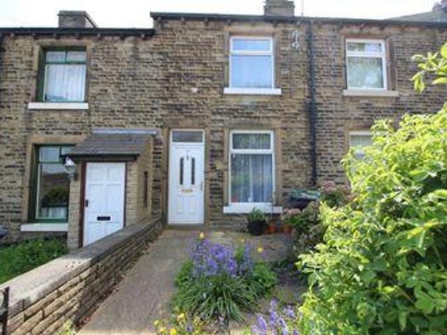 House for sale in Huddersfield, West Yorkshire