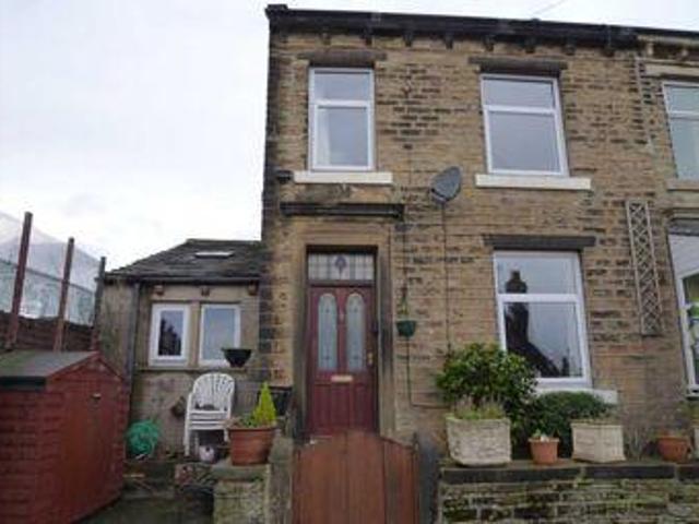 House for sale in Huddersfield, Kirklees