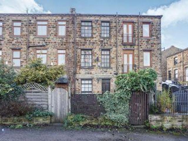House for sale in Dewsbury, West Yorkshire