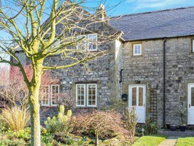 House for sale in Charlesworth, East Midlands