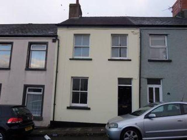 House for sale in Griffithstown, Wales