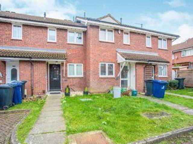 House for sale in Northolt, Greater London