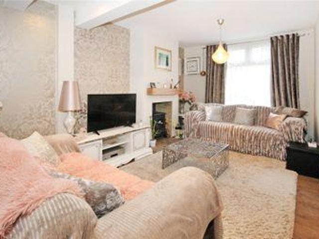 House for sale in Chatham Docks, Chatham