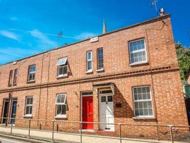 House for sale in Buckingham, Buckinghamshire