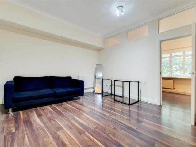Apartment for rent in Fitzrovia, Greater London