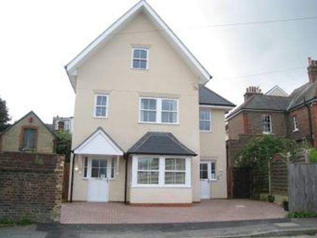House for rent in Red Hill, Surrey