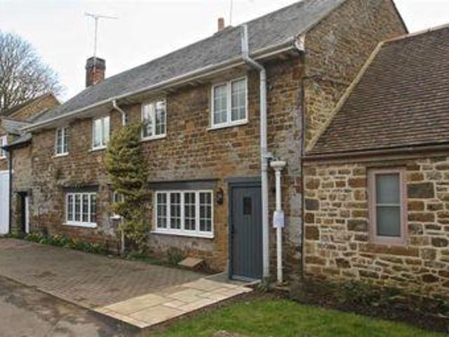House for rent in Evershot, Oxfordshire