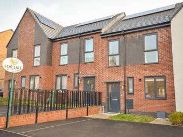 House for sale in Pontefract, West Yorkshire
